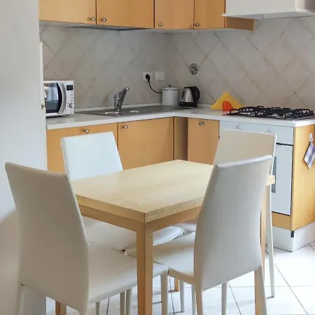 Apartment Flowerence *